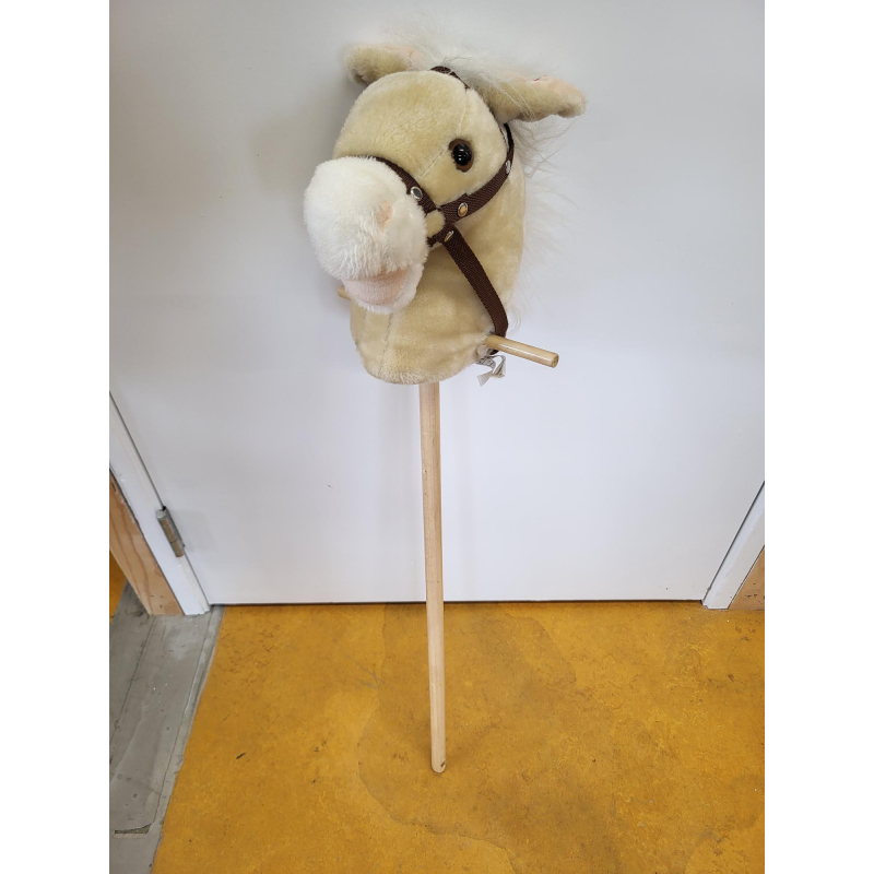 Stokpaardje wit